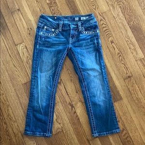 Miss Me Capri’s Size 25
